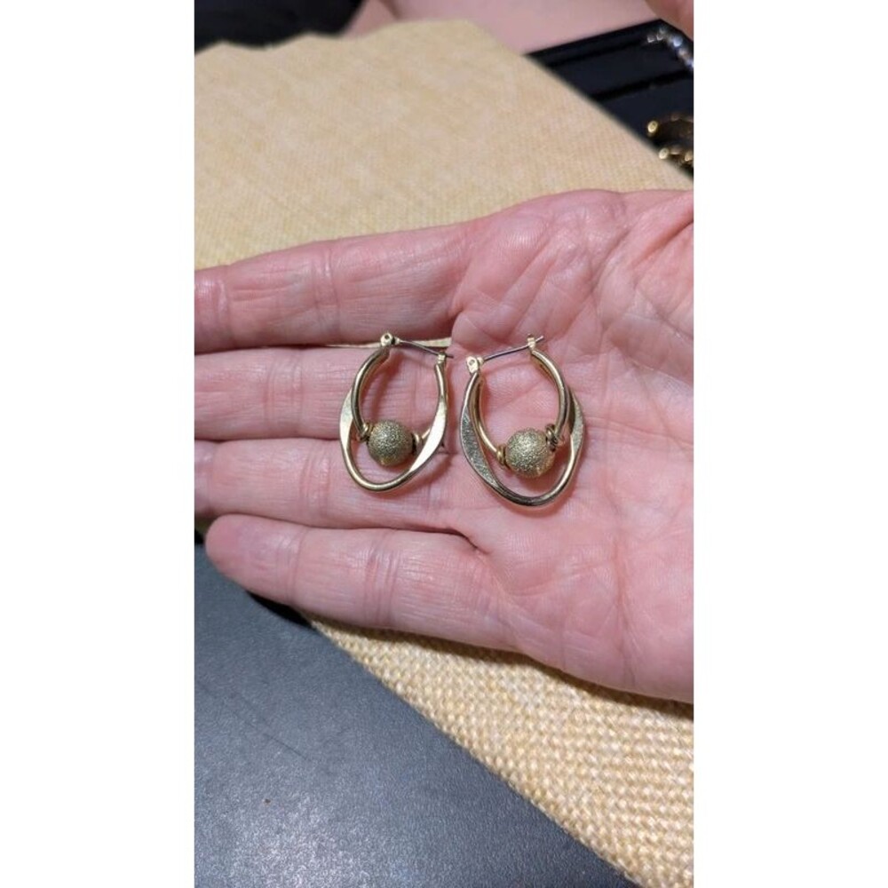Vintage chunky goldtoned ball hoop pierced earrings